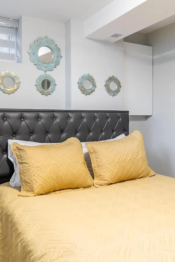 Fancy Downtown House With Hot Tub & Bbq By Globalstay Toronto Apartment