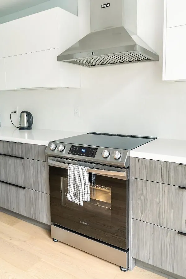 Apartment Fancy Downtown House With Hot Tub & Bbq By Globalstay Toronto